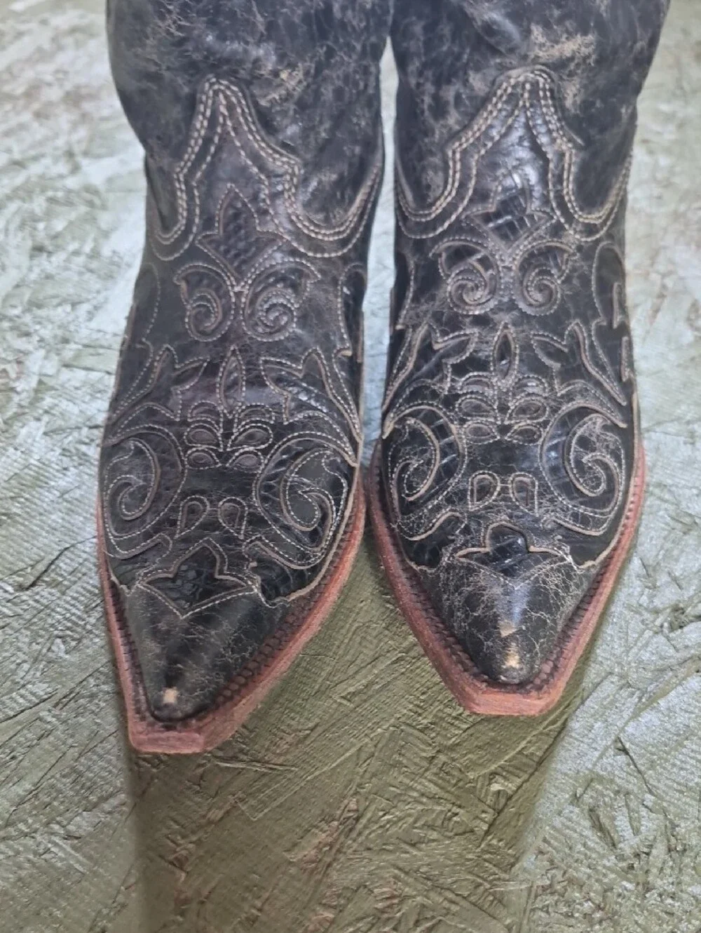 Embroidered Black Western Heeled Boots - Picture 2 of 11